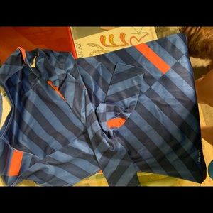 Workout nike long sleeve shirt